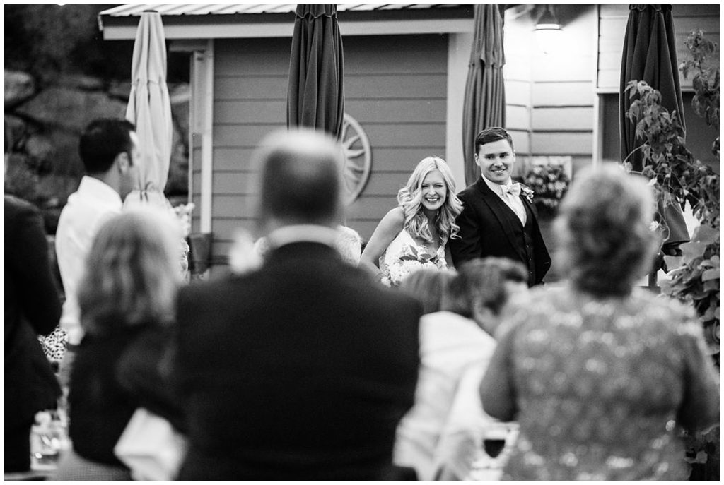 karmavineyardsweddinglakechelanseattleintimateweddingphotographer
