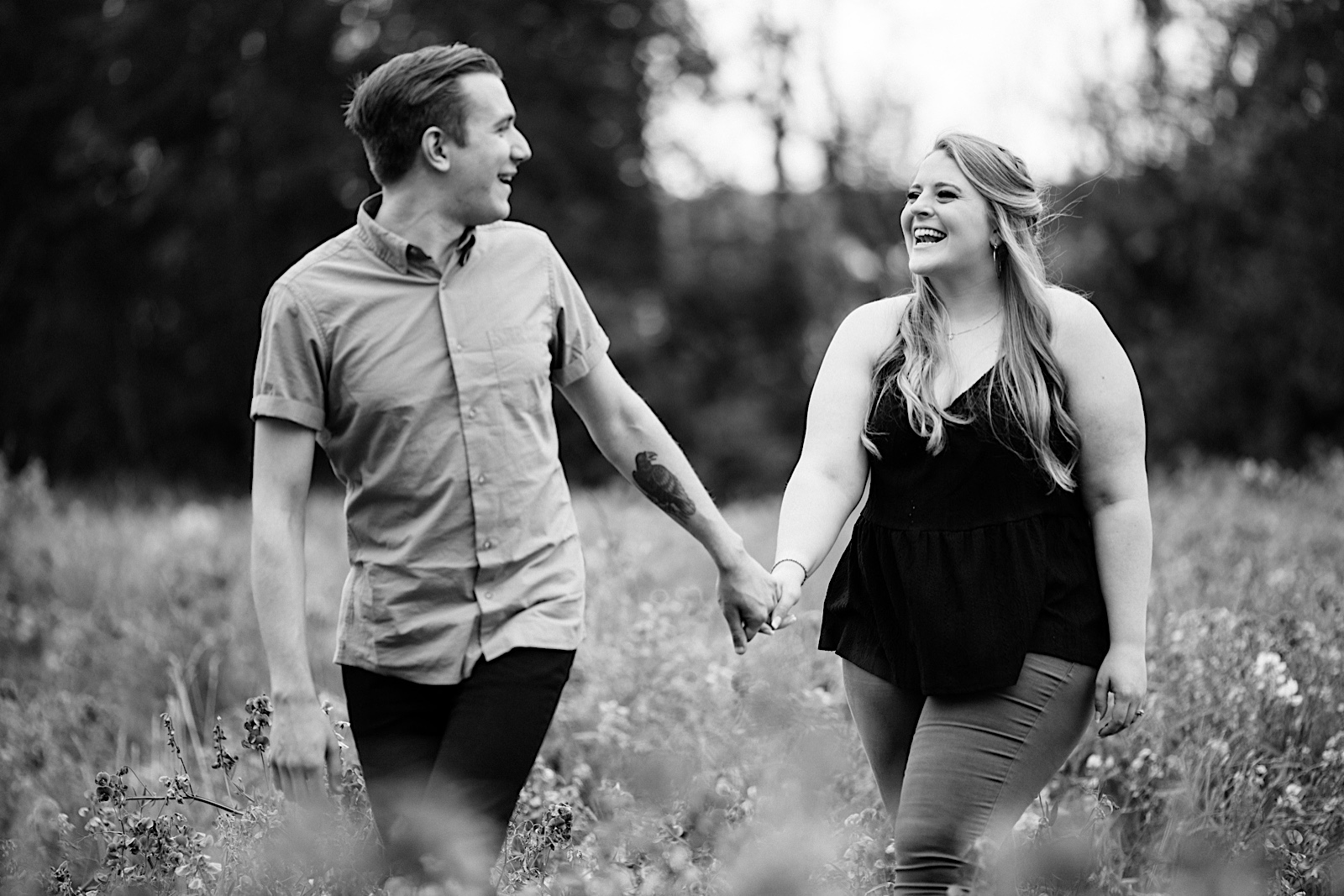Summer Seattle Engagement photos: couple in a wildflower field