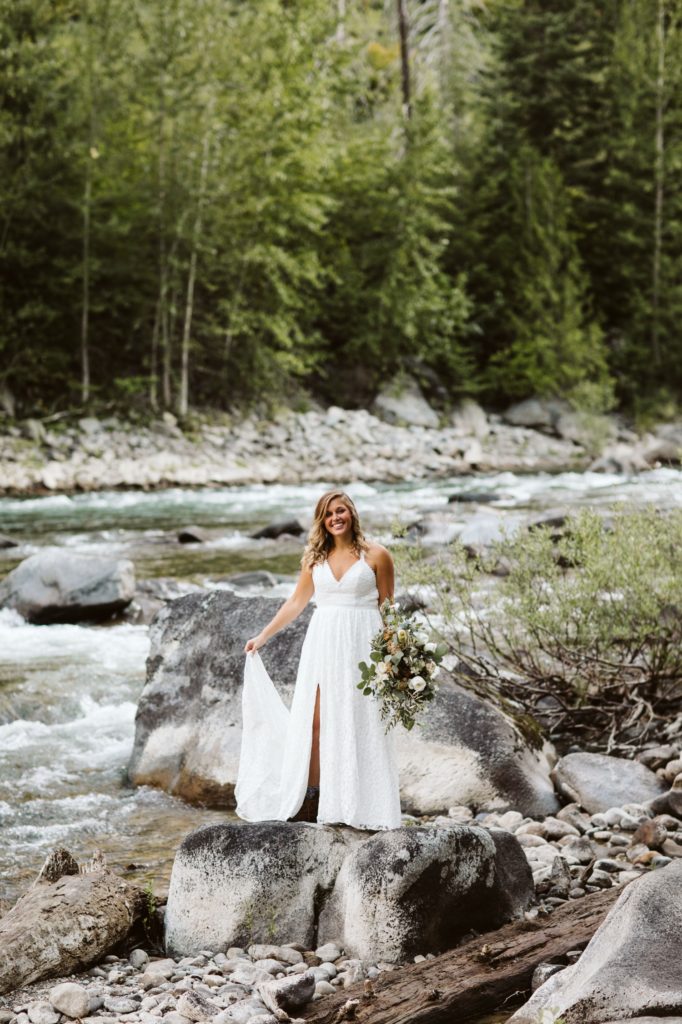 elopement-at-snoqualmie-national-forest