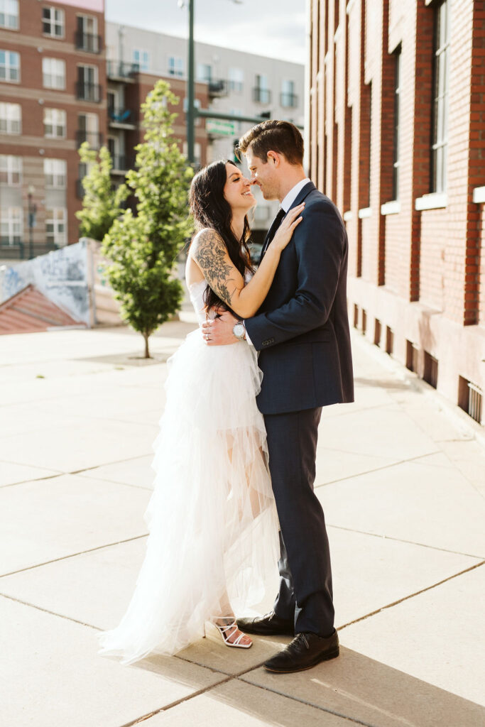 bride and groom in city elopement